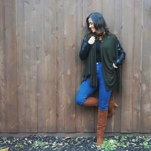 Meet your Posher, Lina